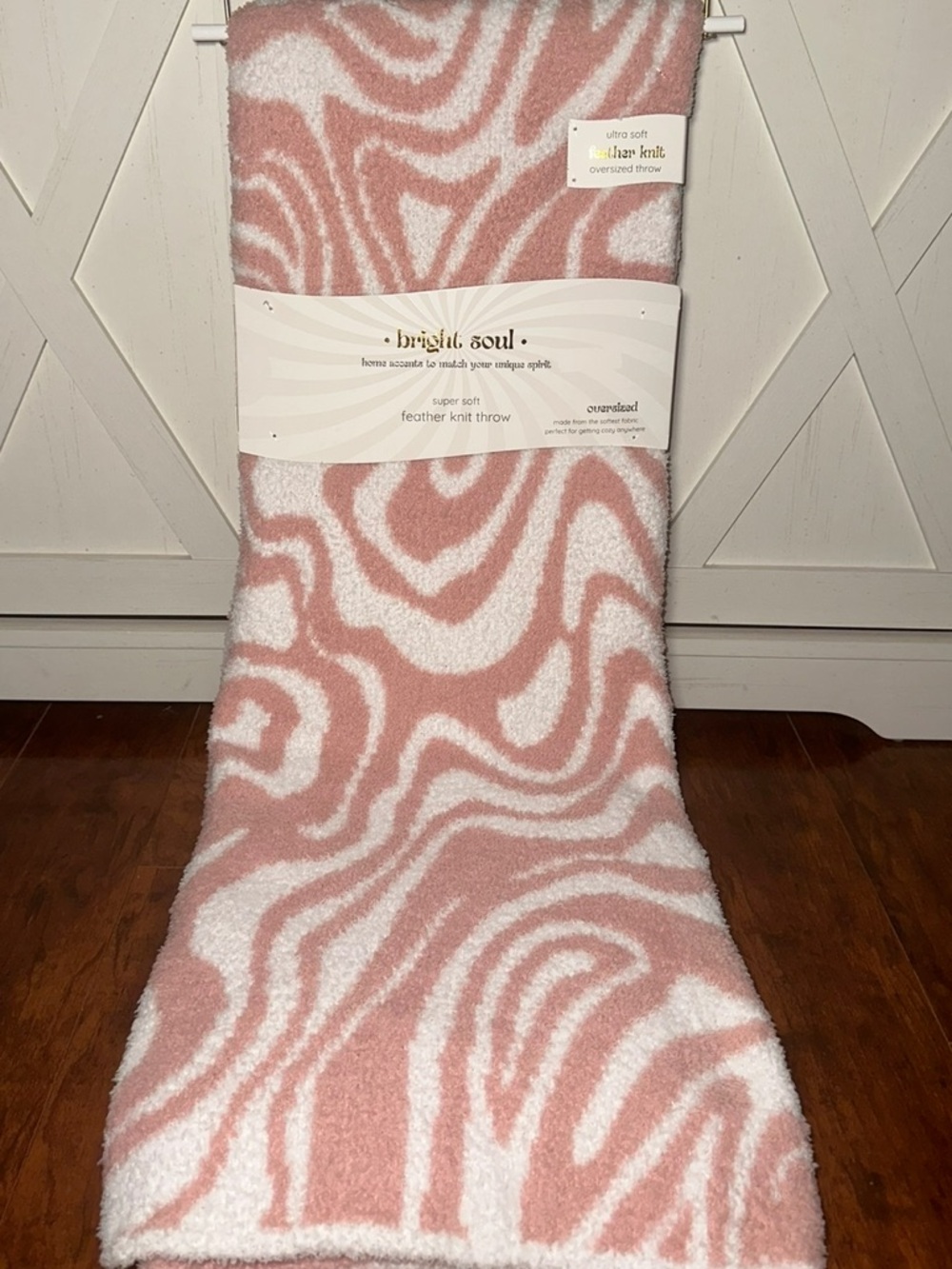 Bright Soul Pink Marble Feather Knit Oversized Throw Blanket